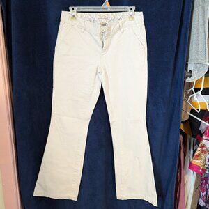 Arizona Jean Co low-rise flared khaki Juniors size 5